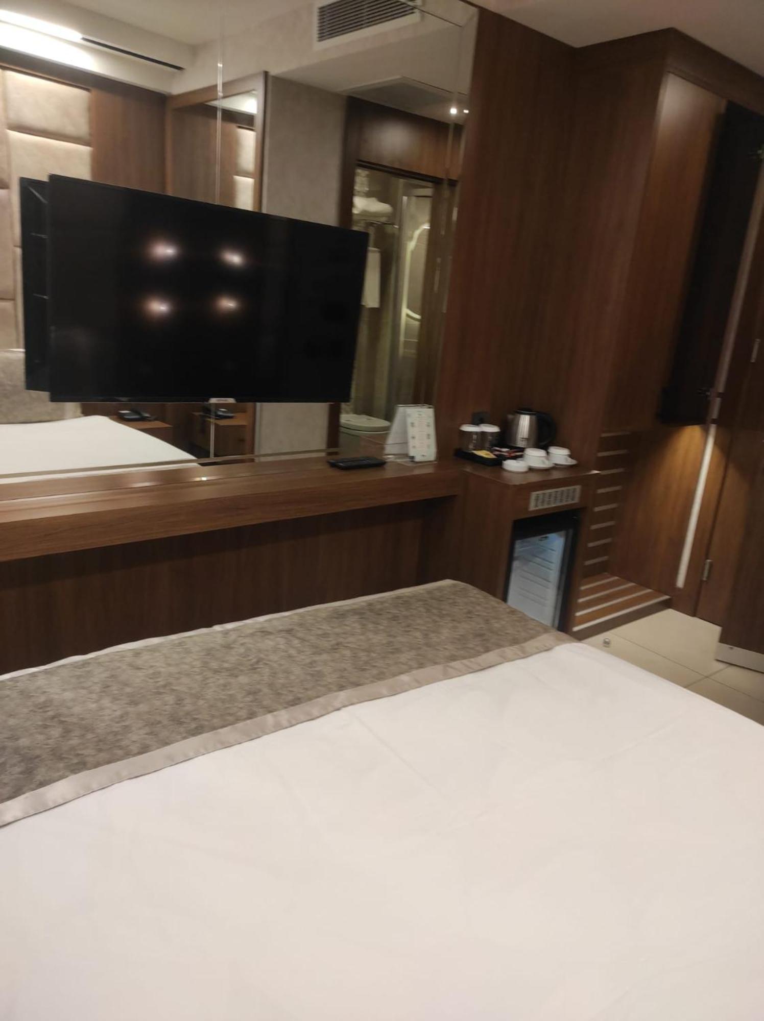 Four Sides Beyoglu Otel İstanbul Dış mekan fotoğraf