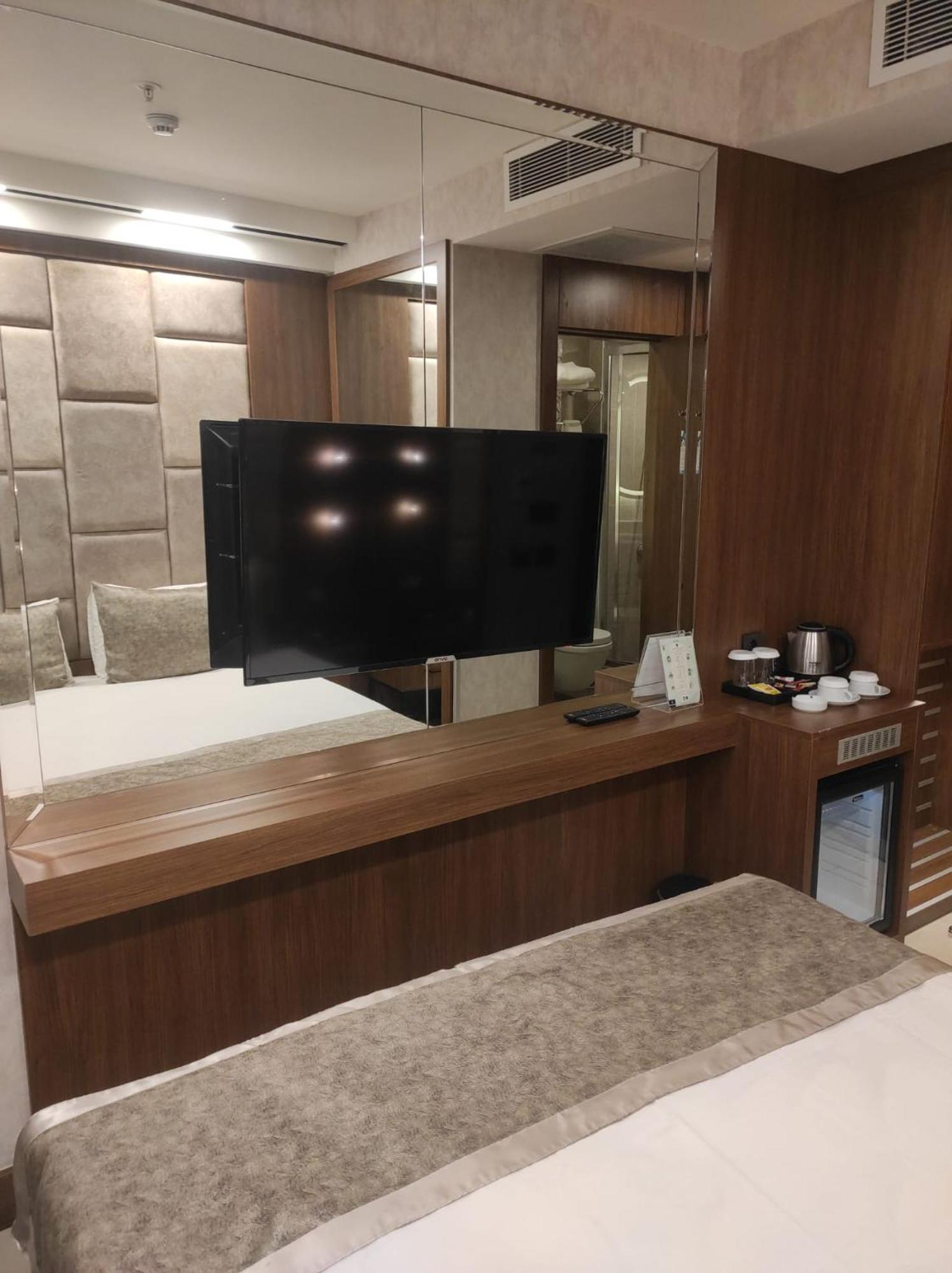 Four Sides Beyoglu Otel İstanbul Dış mekan fotoğraf